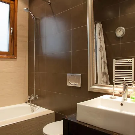 Njoy Apartament *